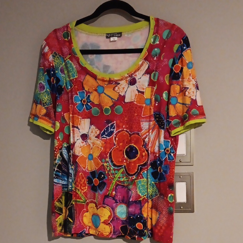 Vibrant Floral Short Sleeve Top